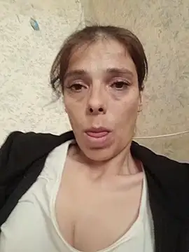 AnnaKissXX XXX чат на живо