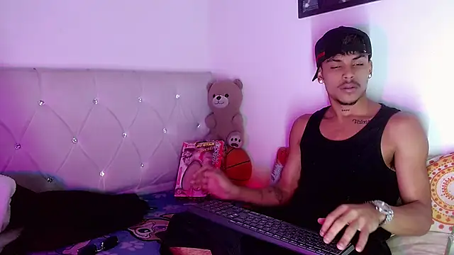 Angel_foxc13 লাইভ XXX চ্যাট