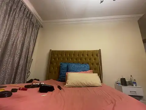 צ'אט XXX בשידור חי של xXXSexyamazon