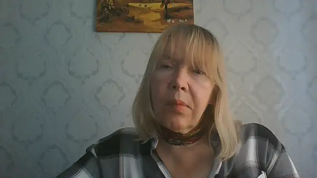 OlgaShine's Live XXX Chat