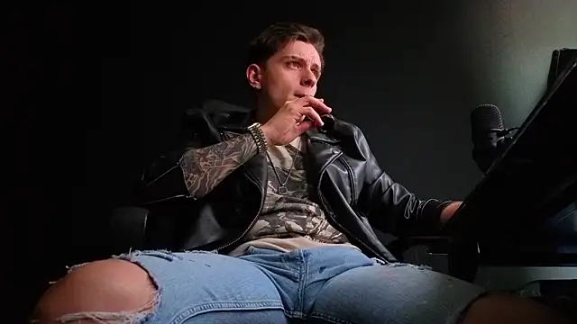 FelixStarkk's Live XXX Chat