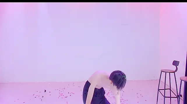 AWM-001's Live XXX Chat