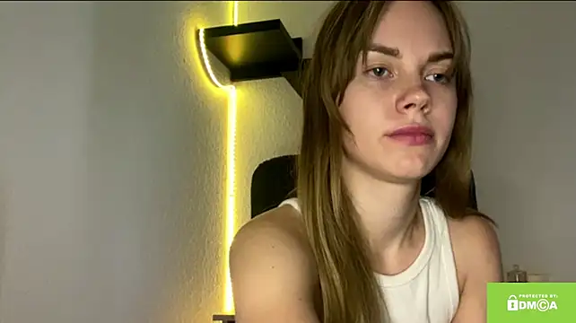 SunnyStrike's Live XXX Chat