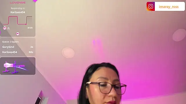 Imaray_1_'s Live XXX Chat