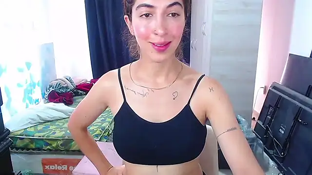 צ'אט XXX בשידור חי של MariamGray1