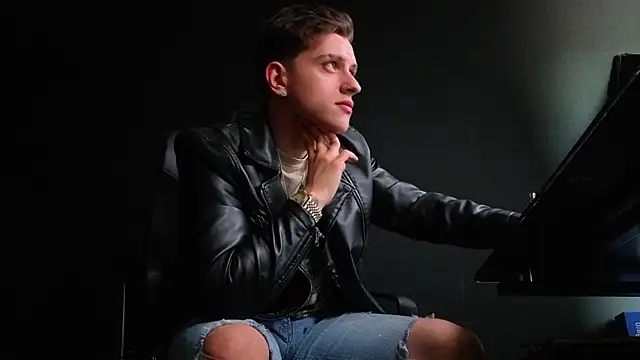 XXX chat uživo modela FelixStarkk