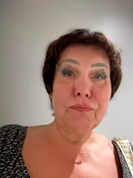 Chatroom XXX en direct de bettybutter_