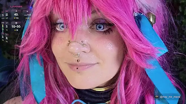 دردشة Mee-Meow الجنسية المباشرة