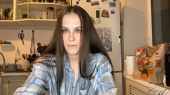 MayeRutley XXX чат на живо