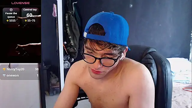 Ian_knight Chat XXX in diretta