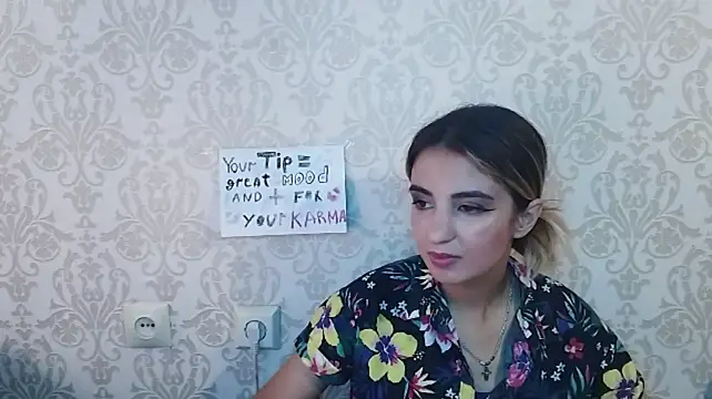 AminaGirls' Live XXX Chat