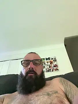 alphareign85 লাইভ XXX চ্যাট