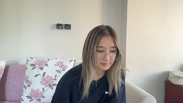 CloudyClamber 라이브 XXX 채팅