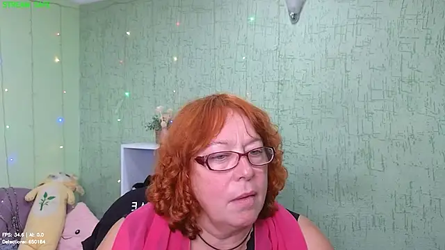Živý XXX chat Fara_Flutte