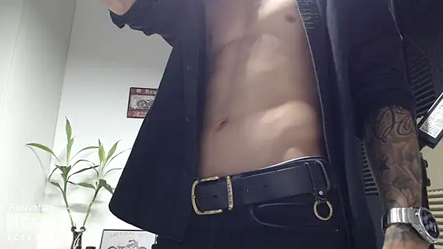 Rustynf1tz_ Chat XXX in diretta