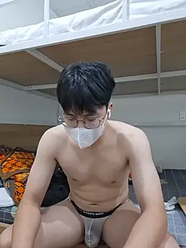 Gwencloudy 在線直播表演