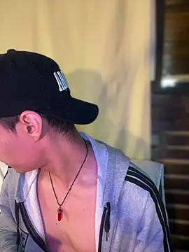 Czat XXX na żywo – BoysLatin2026