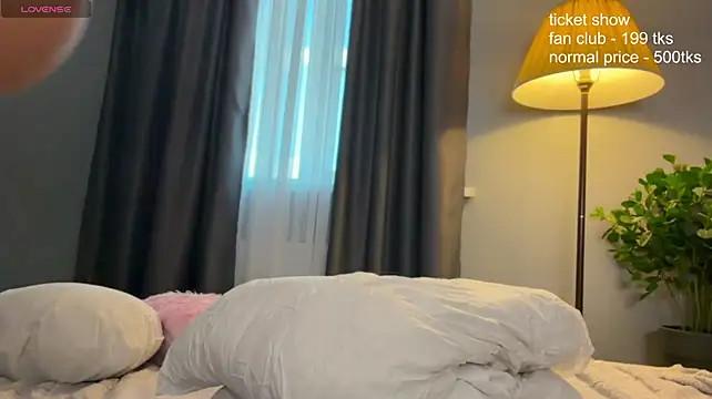 TastyTiffyn Live XXX chat