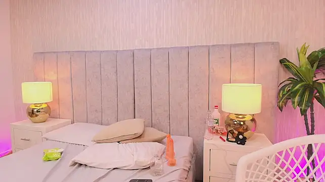Samantta_606 现场XXX聊天