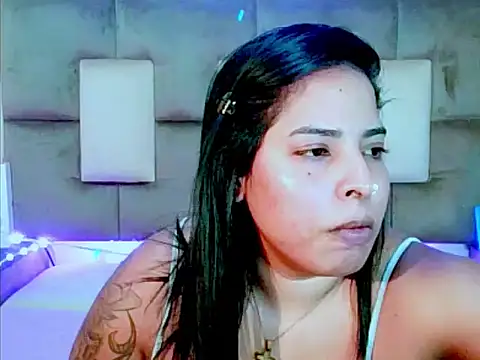 צ'אט XXX בשידור חי של indiantopaz694u