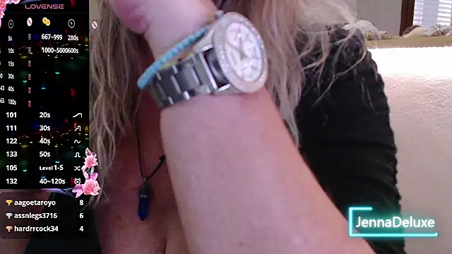 JennaDeluxe Chat XXX in diretta