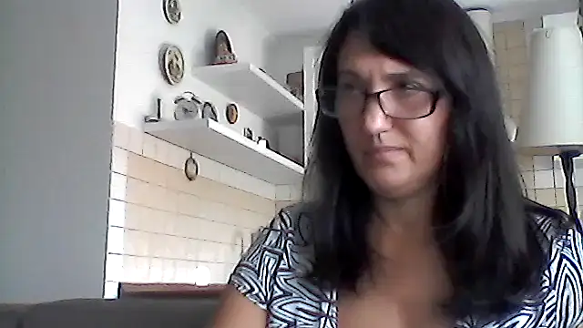 Chat XXX en directo de Elena48324