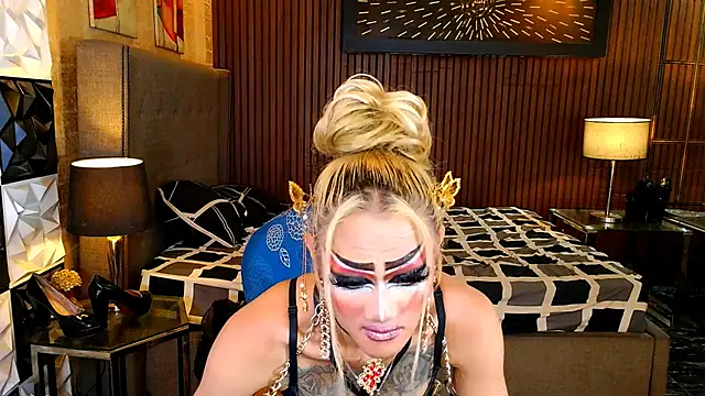 HorseCockDivine Live XXX Chat