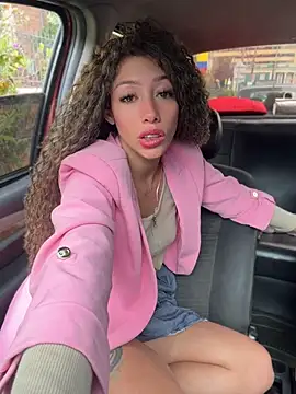 roxyrougee live XXX chat