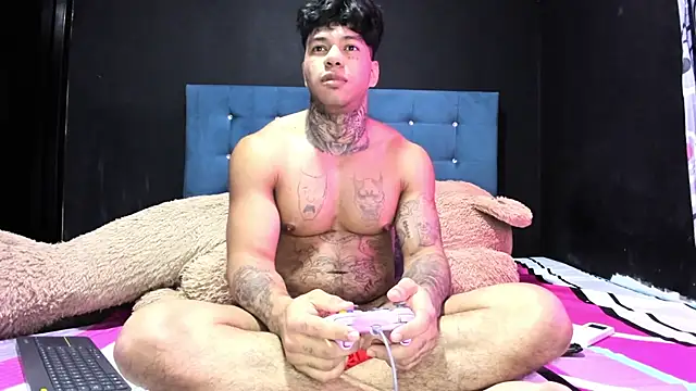 daamonxxx19_'s Live XXX Chat