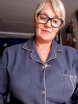 irinamaux's Live XXX Chat