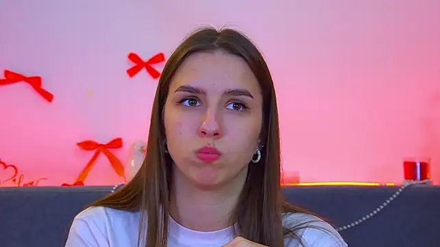 AliceAtkins Adlı Modelin Canlı XXX Sohbeti