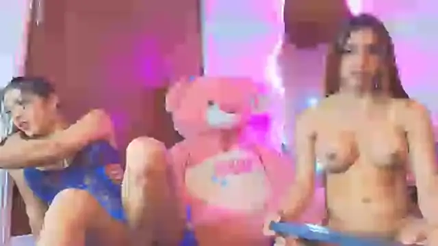 Chat +18 de Princess_Hottys ao vivo