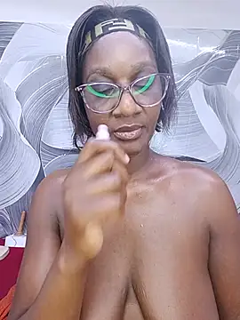 Chat XXX en directo de BLACKGODDESS78