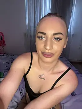 XXX chat uživo modela RuxyCatrina