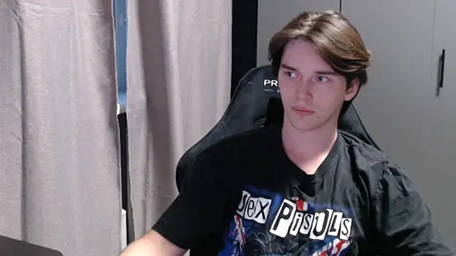 XXX chat uživo modela arthur___king
