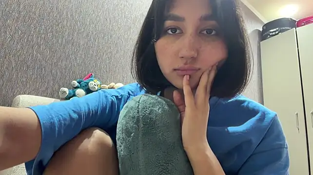 PaintedDisplay's Live XXX Chat