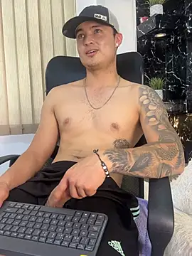 Alexander_ferre Pertunjukan Webcam