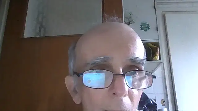 mariusica1@xh's Live XXX Chat