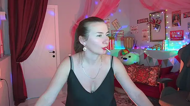 Chat +18 de Golden_Dragon ao vivo
