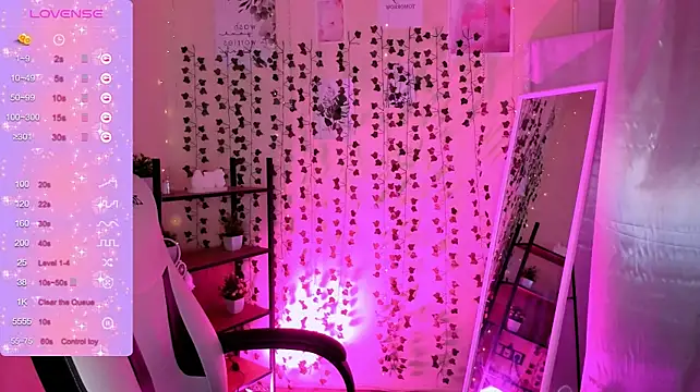 CharliGrace_のライブXXXチャット