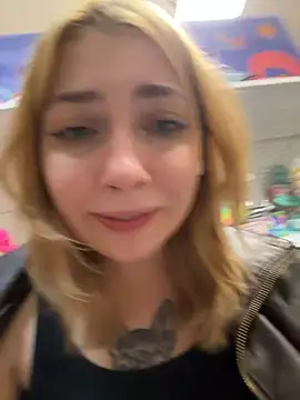 Chat +18 de Sunny___Bunny ao vivo