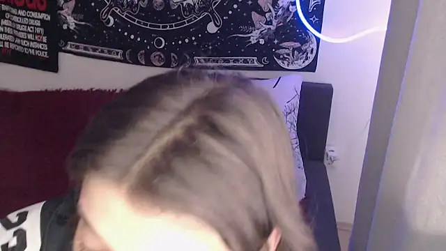 AlienforTwenty 라이브 XXX   채팅