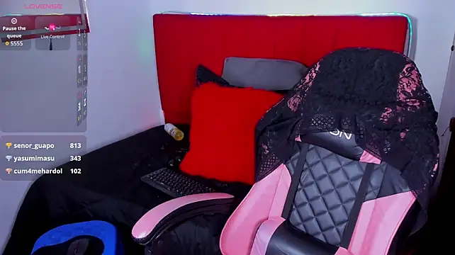sofia_big লাইভ XXX চ্যাট