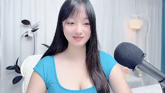 Winnie666999 Chat XXX in diretta