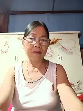 Sky-rain98's Live XXX Chat