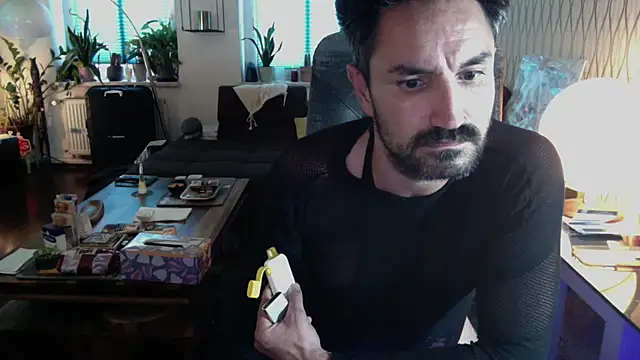 XXX chat uživo modela tomz0819
