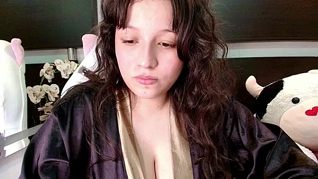 Marii_18 XXX чат на живо