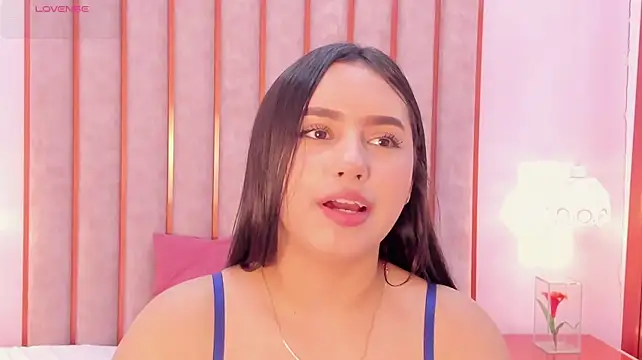 XXX chat uživo modela Zoe_Monrow