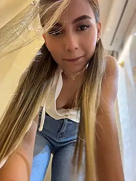 Valeria-escobar's Live XXX Chat