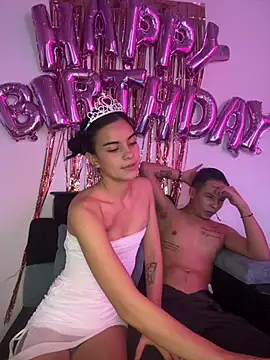 couple_blinki Adlı Modelin Canlı XXX Sohbeti